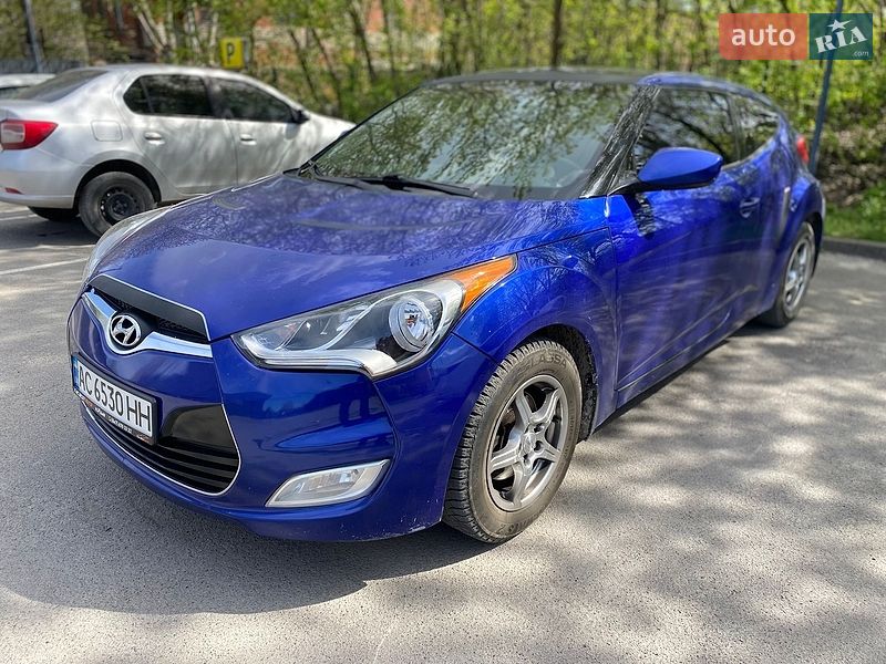 Hyundai Veloster 2012