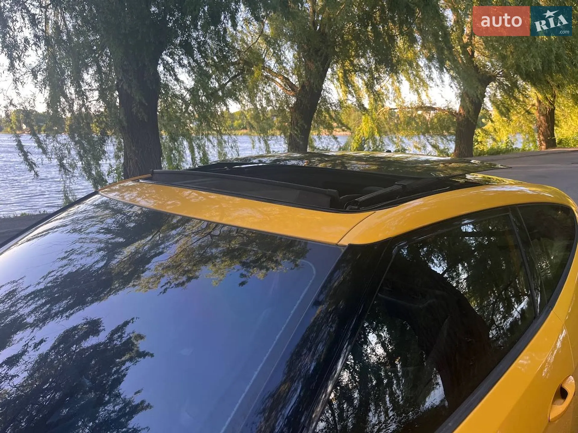 2011 Hyundai Veloster - мініатюра 3