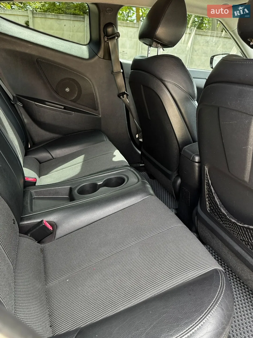 2012 Hyundai Veloster - мініатюра 23
