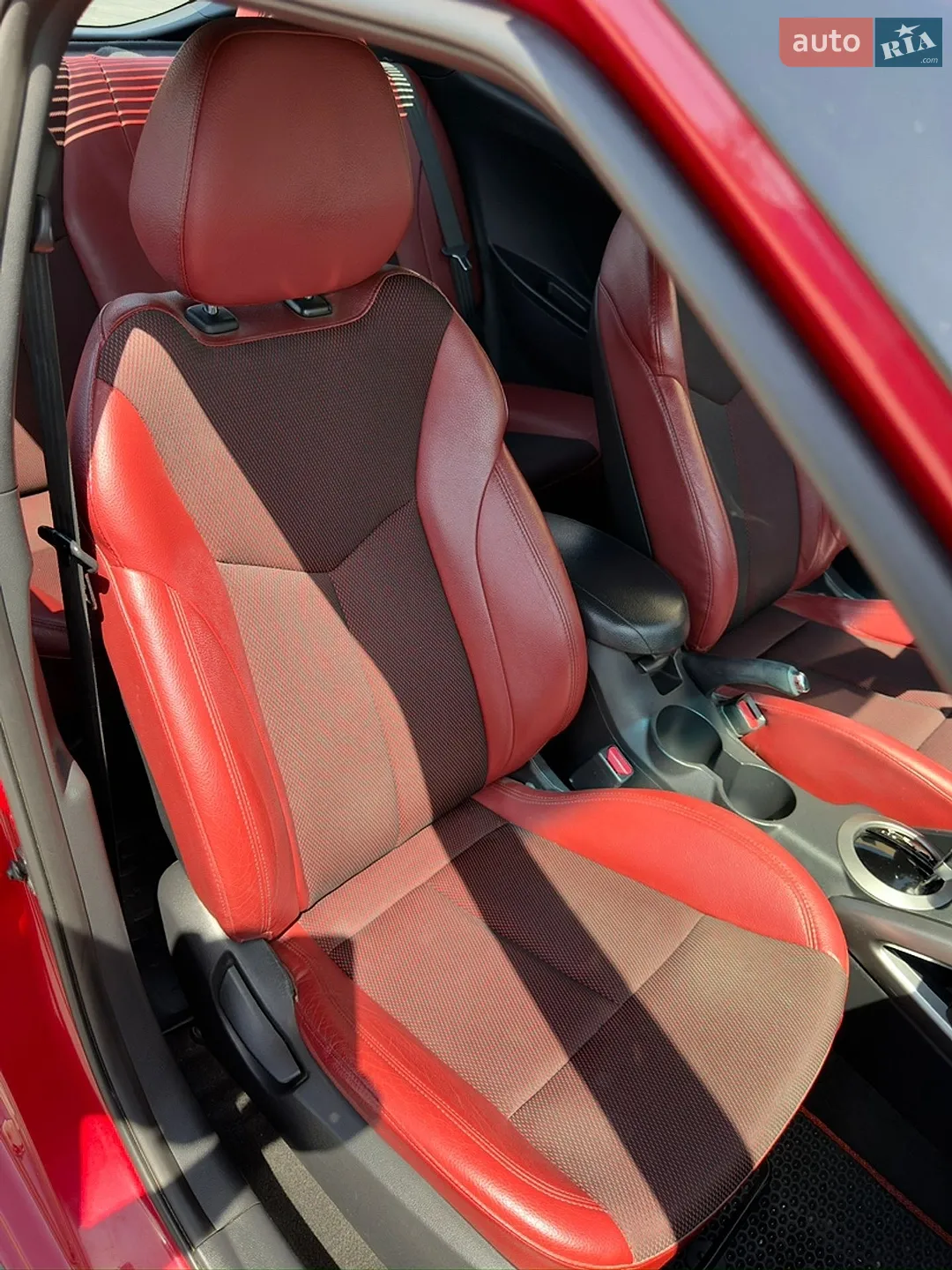 2013 Hyundai Veloster - мініатюра 28