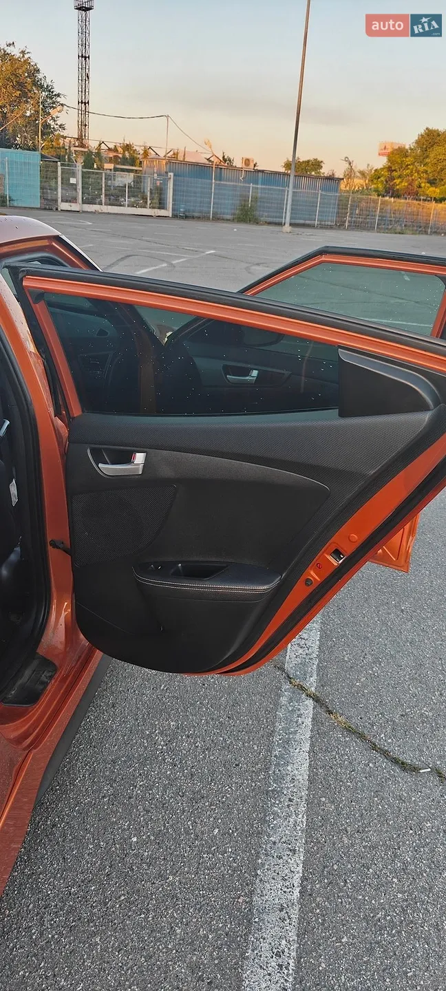 2014 Hyundai Veloster - мініатюра 9