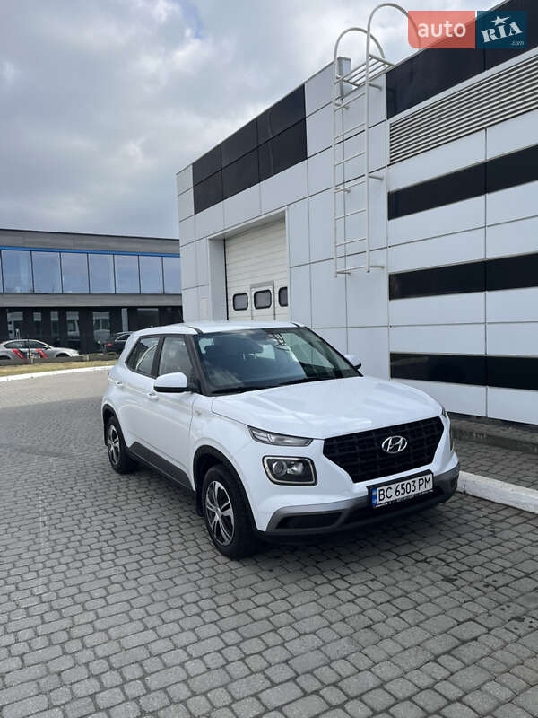 Позашляховик / Кросовер Hyundai Venue 2022 в Львові