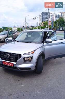 Внедорожник / Кроссовер Hyundai Venue 2022 в Львове