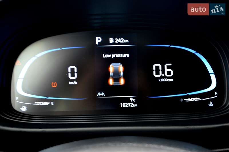 Внедорожник / Кроссовер Hyundai Venue 2023 в Хмельницком фото 109 Внедорожник / Кроссовер Hyundai Venue 2023 в Хмельницком