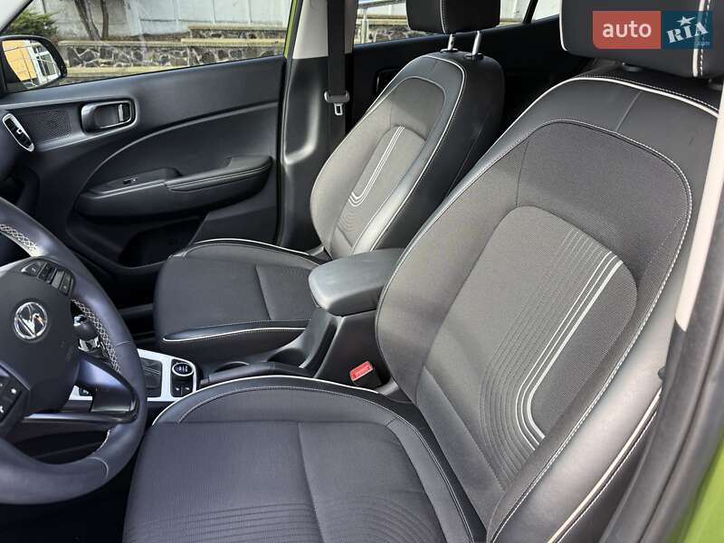 Внедорожник / Кроссовер Hyundai Venue 2022 в Ровно