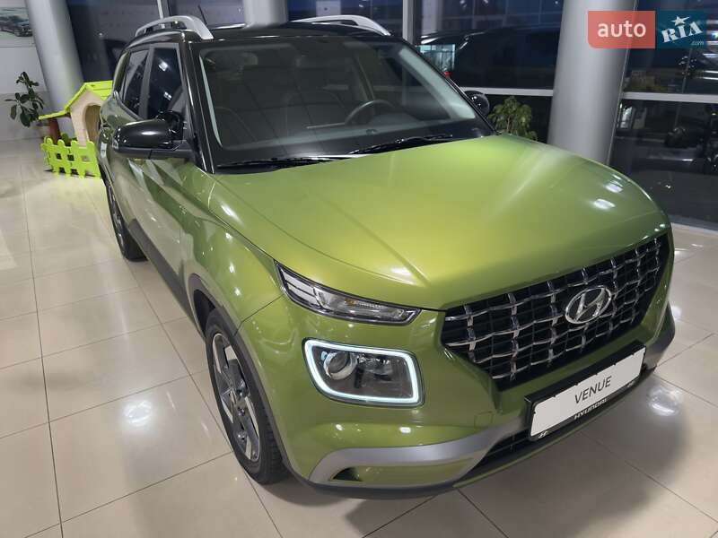 Внедорожник / Кроссовер Hyundai Venue 2022 в Ровно