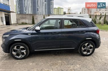 Позашляховик / Кросовер Hyundai Venue 2021 в Львові