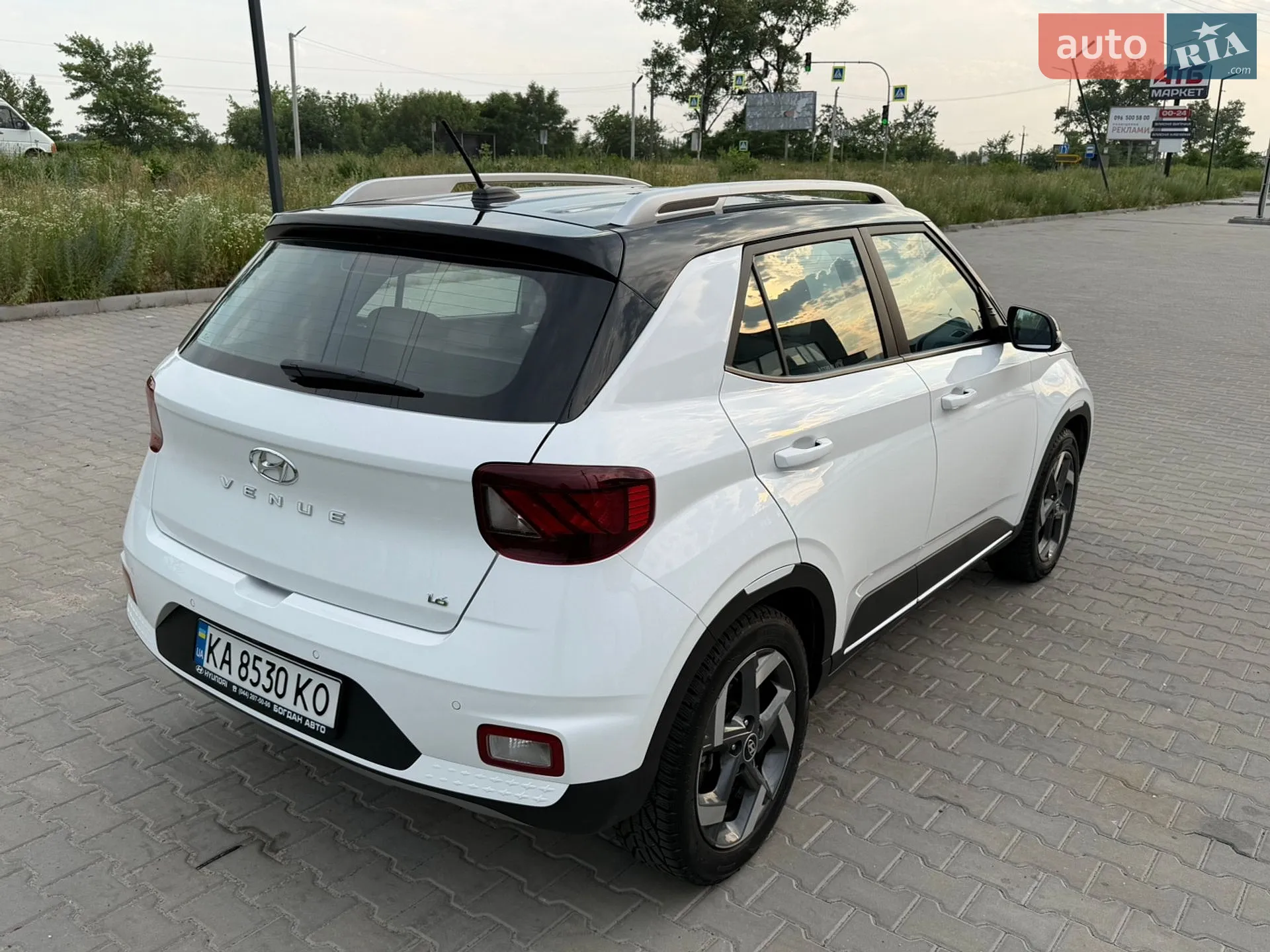 2023 Hyundai Venue - мініатюра 2