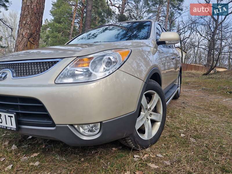 Внедорожник / Кроссовер Hyundai Veracruz 2008 в 
