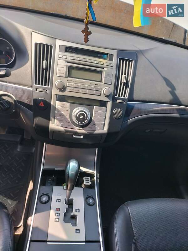 Внедорожник / Кроссовер Hyundai Veracruz 2010 в Снигиревке