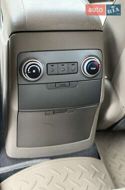 Позашляховик / Кросовер Hyundai Veracruz 2009 в  фото 10 Позашляховик / Кросовер Hyundai Veracruz 2009 в