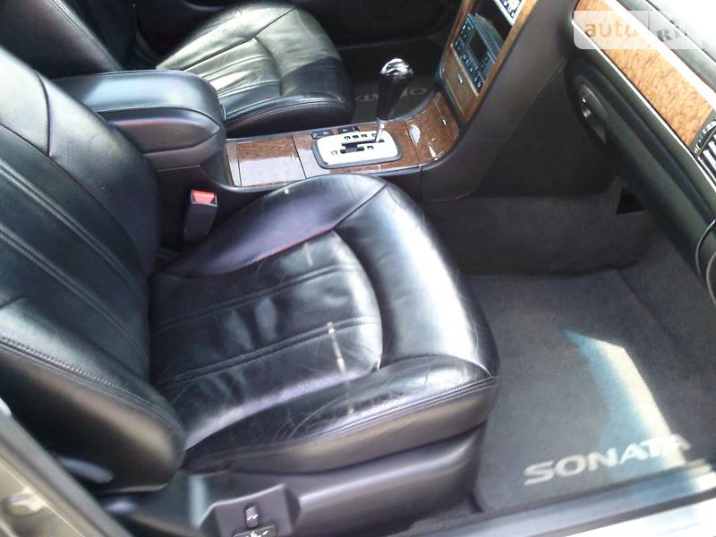 Седан Hyundai XG 2003 в Чернівцях