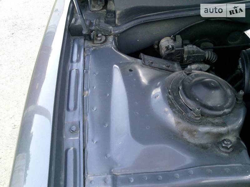 Седан Hyundai XG 2003 в Чернівцях