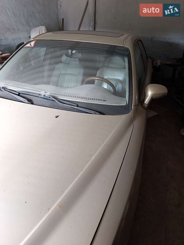 Седан Hyundai XG 2003 в Первомайске