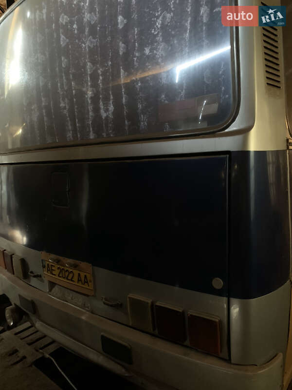 Туристический / Междугородний автобус Ikarus 250 1989 в Кривом Роге фото 13 Туристический / Междугородний автобус Ikarus 250 1989 в Кривом Роге