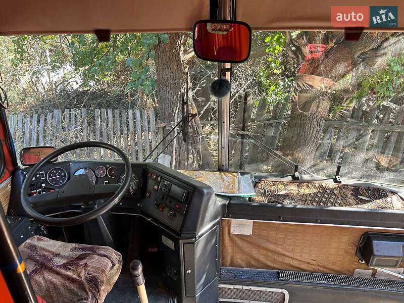 Туристичний / Міжміський автобус Ikarus 256 1987 в Градизьку