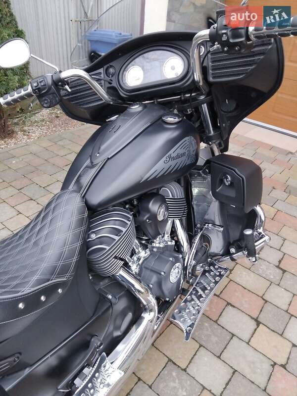 Мотоцикл Круизер Indian Chieftain 2016 в Ужгороде