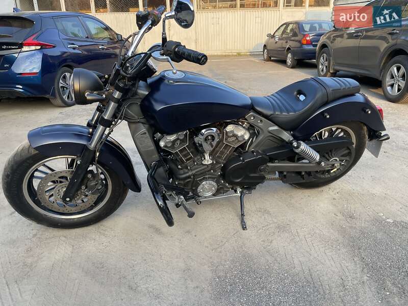 Боббер Indian Scout 2017 в Львове