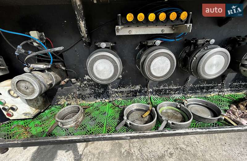 Цистерна полуприцеп Indox SC-3 2002 в Львове