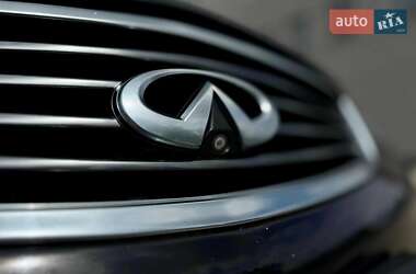 Внедорожник / Кроссовер Infiniti EX 25 2011 в 