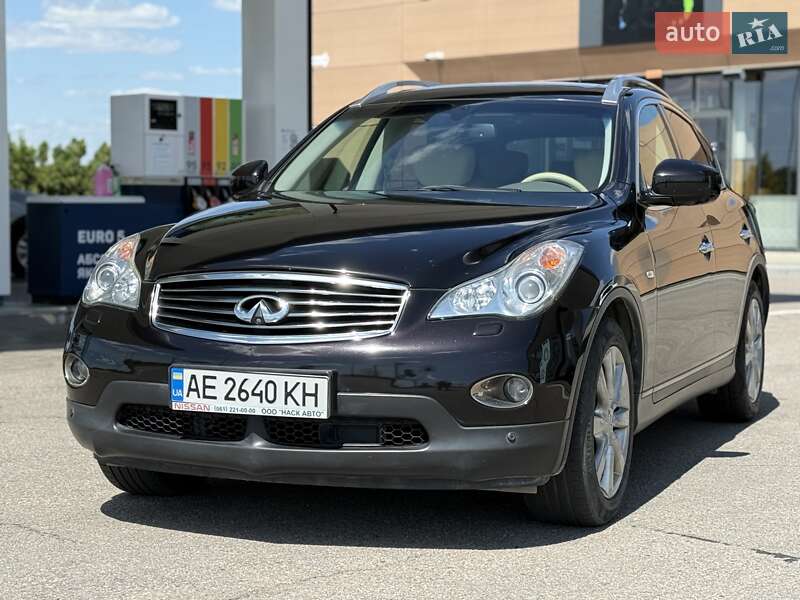 Infiniti EX 25 2011