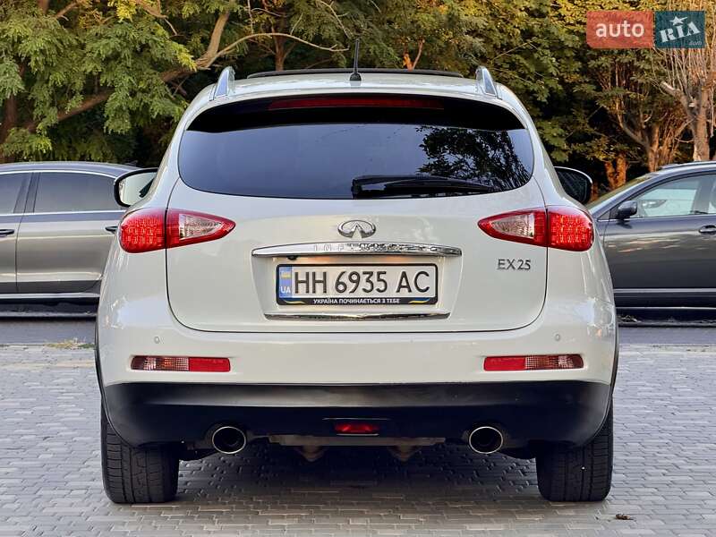 Позашляховик / Кросовер Infiniti EX 25 2011 в Одесі