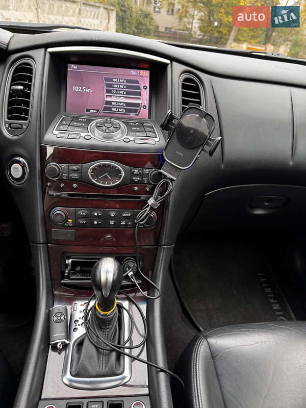 Внедорожник / Кроссовер Infiniti EX 25 2012 в Львове