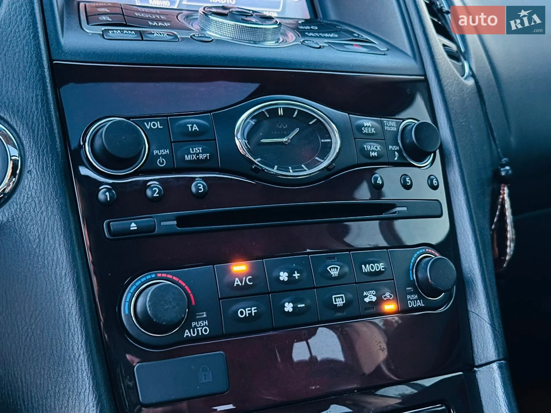 2011 Infiniti EX - мініатюра 32