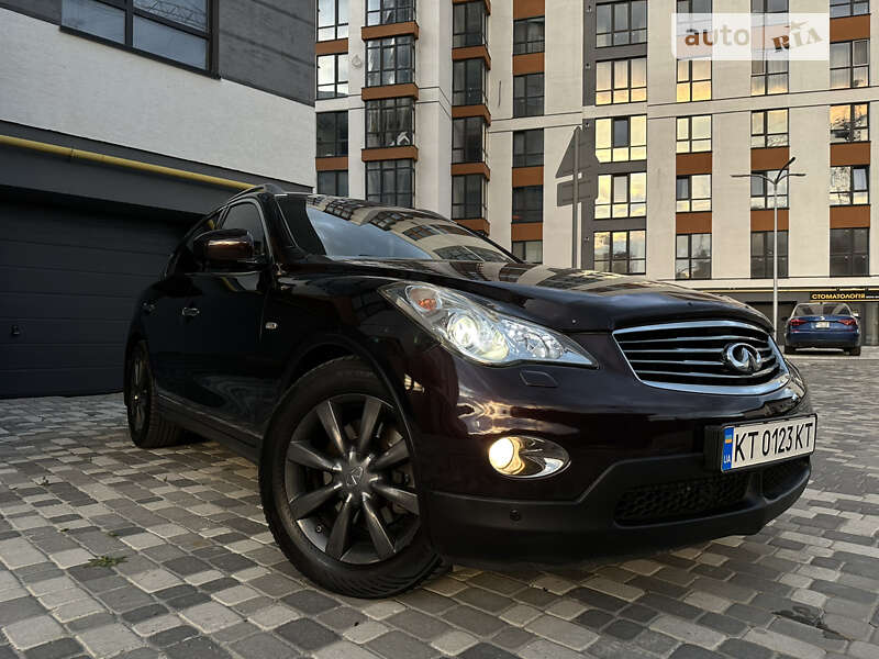 Позашляховик / Кросовер Infiniti EX 35 2009 в Івано-Франківську