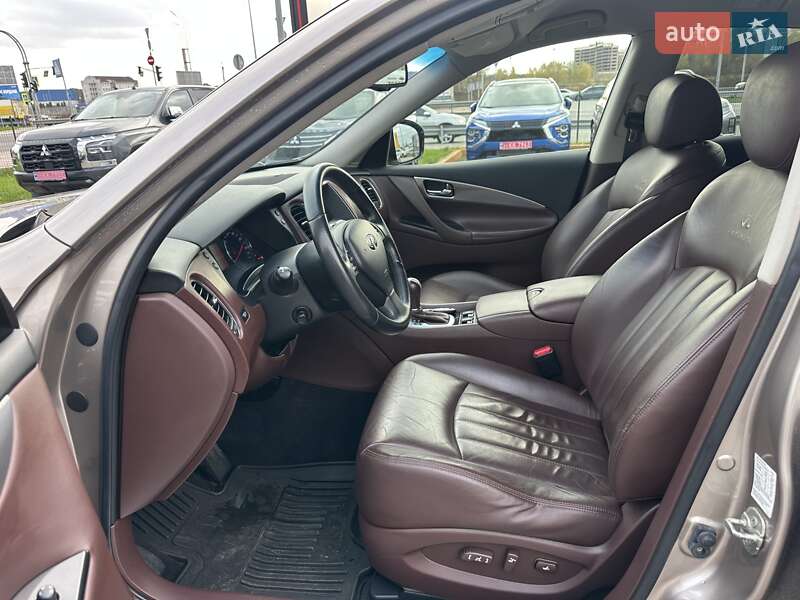 Внедорожник / Кроссовер Infiniti EX 35 2008 в Киеве фото 18 Внедорожник / Кроссовер Infiniti EX 35 2008 в Киеве