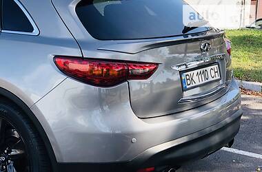 Внедорожник / Кроссовер Infiniti FX 30 2010 в Ровно