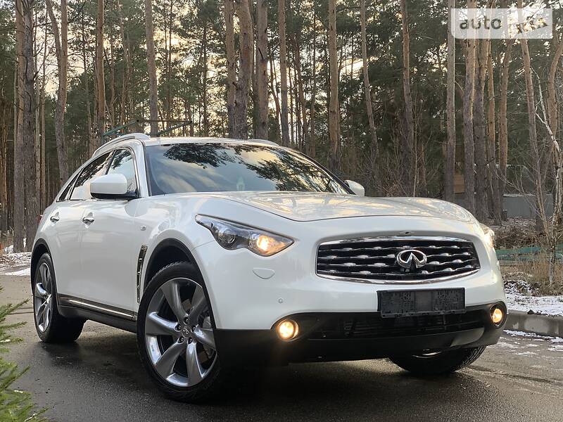 Внедорожник / Кроссовер Infiniti FX 30 2012 в Киеве