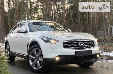 Внедорожник / Кроссовер Infiniti FX 30 2012 в Киеве