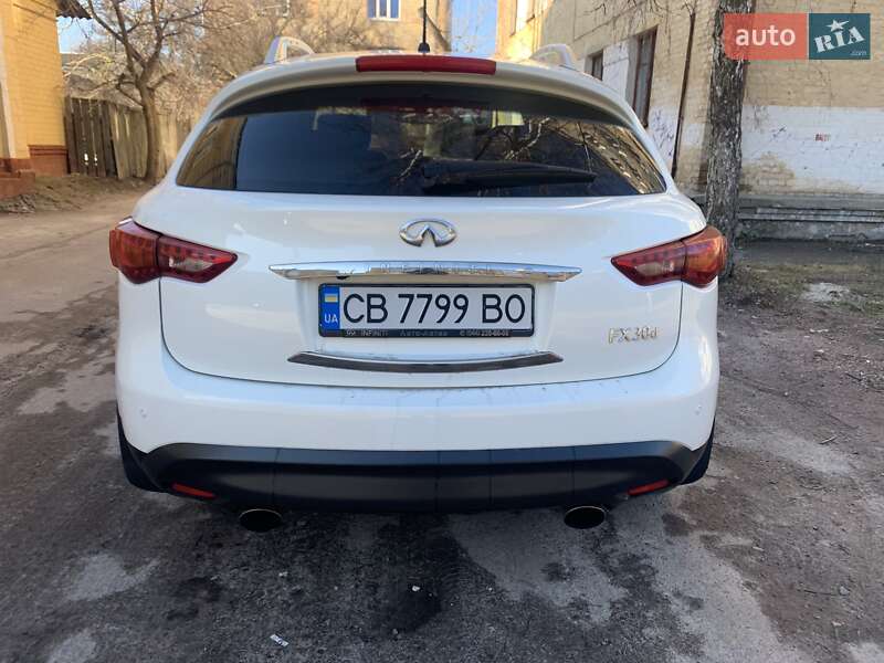 Позашляховик / Кросовер Infiniti FX 30 2012 в Чернігові