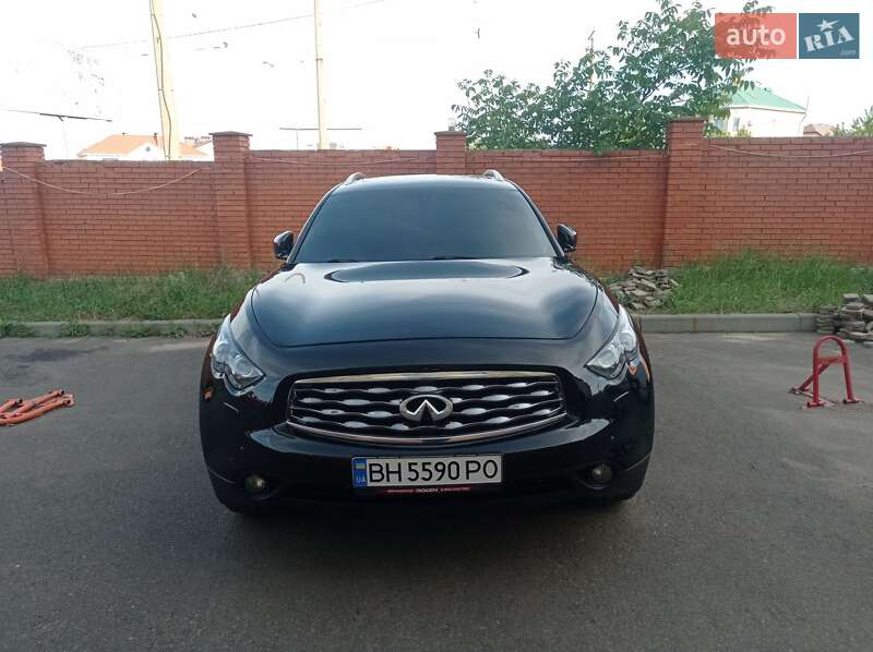 Внедорожник / Кроссовер Infiniti FX 30 2011 в Одессе