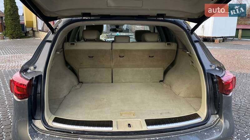 Внедорожник / Кроссовер Infiniti FX 30 2011 в Шептицькому