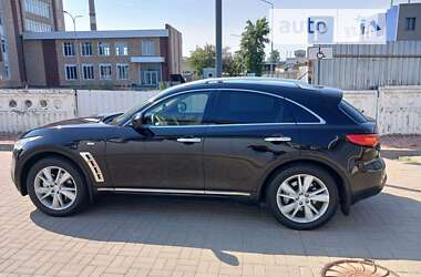 Внедорожник / Кроссовер Infiniti FX 30 2013 в Киеве