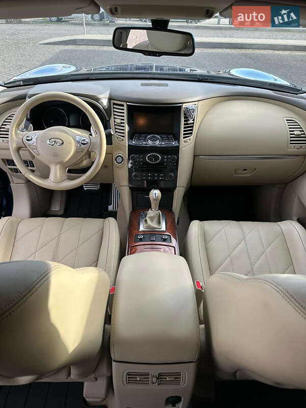 Внедорожник / Кроссовер Infiniti FX 30 2012 в Мукачево