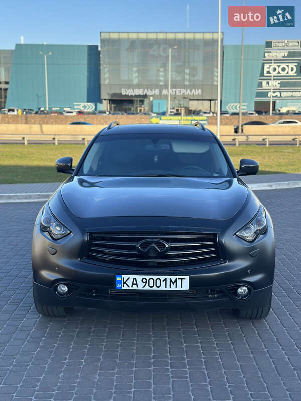 Позашляховик / Кросовер Infiniti FX 30 2012 в Києві