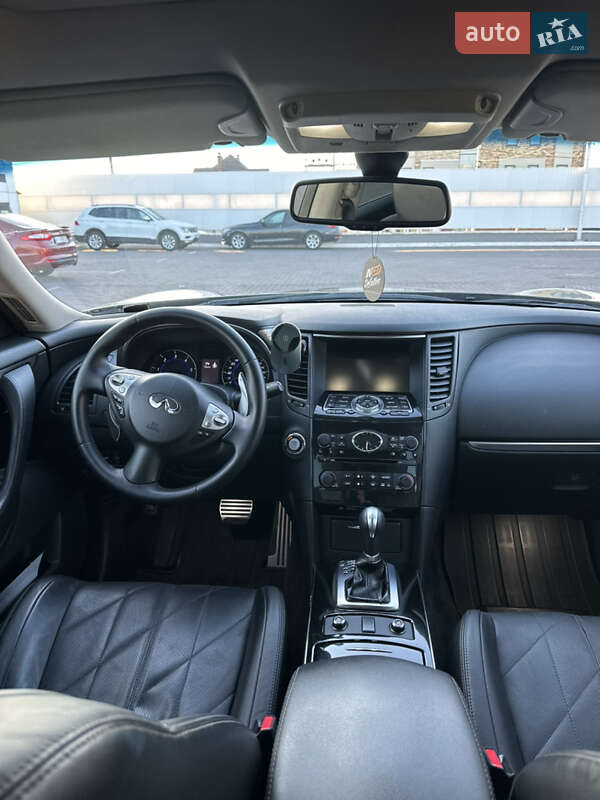 Позашляховик / Кросовер Infiniti FX 30 2012 в Києві