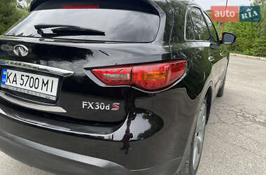 Внедорожник / Кроссовер Infiniti FX 30 2012 в 
