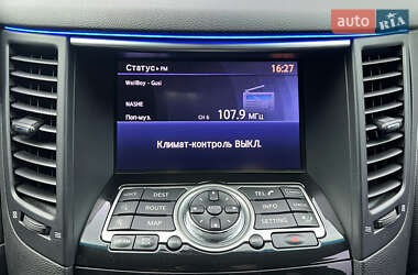 Внедорожник / Кроссовер Infiniti FX 30 2012 в 