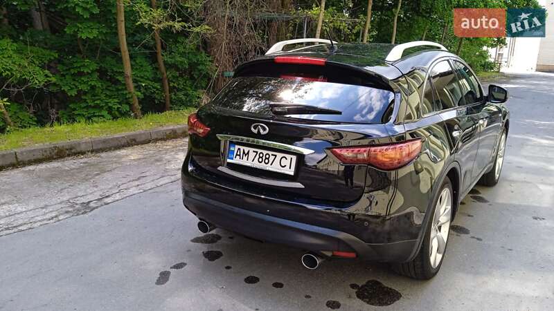Позашляховик / Кросовер Infiniti FX 30 2012 в Звягелі