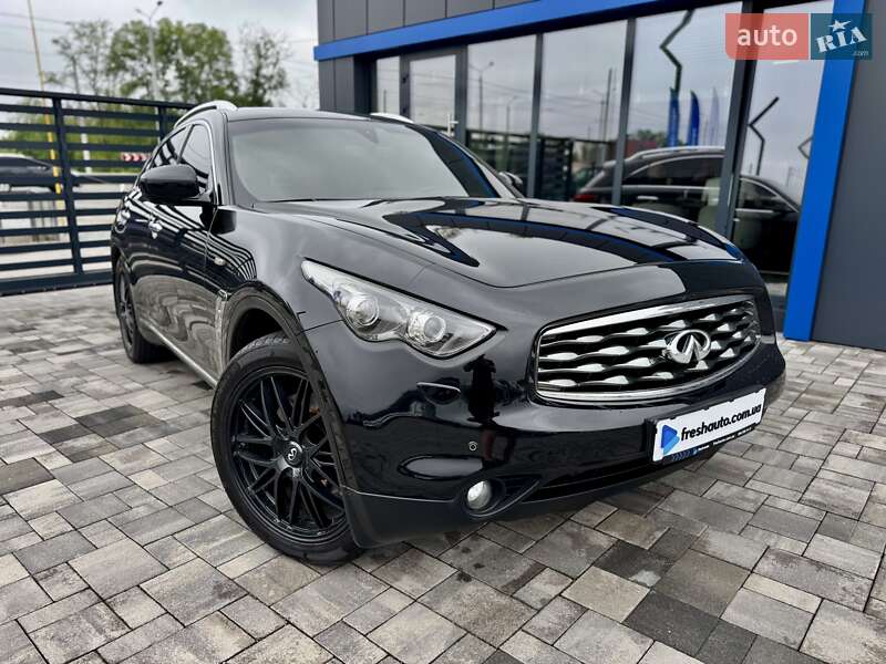 Внедорожник / Кроссовер Infiniti FX 30 2011 в Ровно фото 7 Внедорожник / Кроссовер Infiniti FX 30 2011 в Ровно