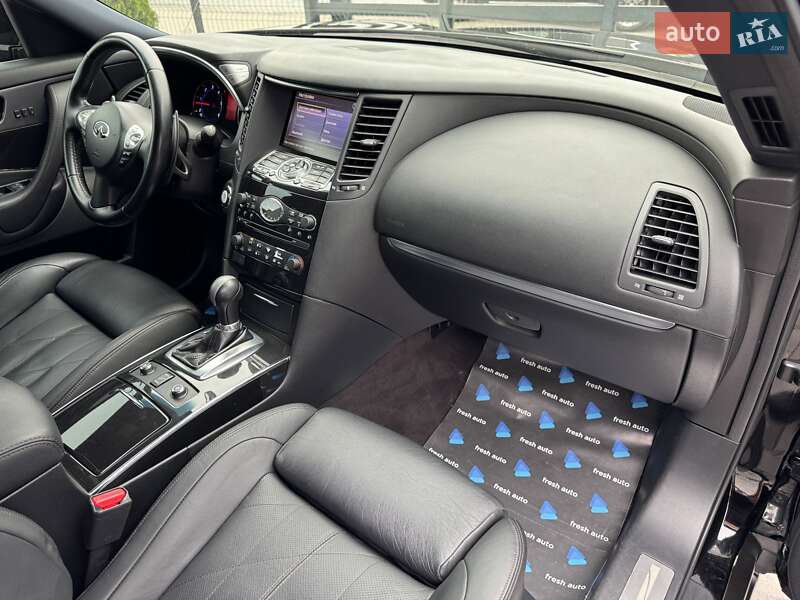 Внедорожник / Кроссовер Infiniti FX 30 2011 в Ровно фото 37 Внедорожник / Кроссовер Infiniti FX 30 2011 в Ровно