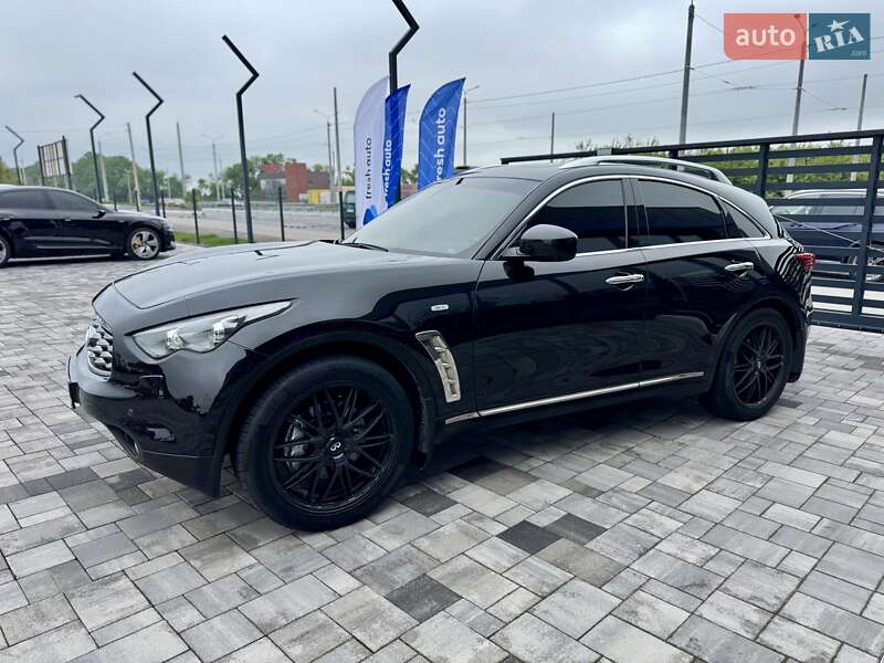 Внедорожник / Кроссовер Infiniti FX 30 2011 в Ровно фото 10 Внедорожник / Кроссовер Infiniti FX 30 2011 в Ровно