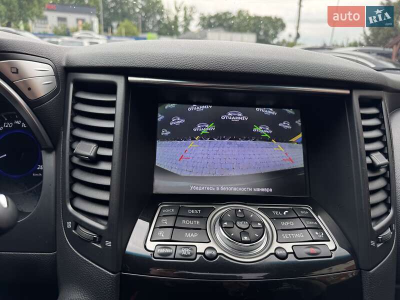 Внедорожник / Кроссовер Infiniti FX 30 2012 в Виннице