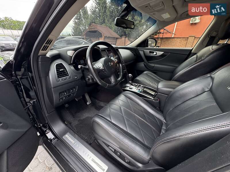 Внедорожник / Кроссовер Infiniti FX 30 2012 в Виннице