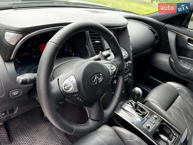 Позашляховик / Кросовер Infiniti FX 30 2010 в Дніпрі