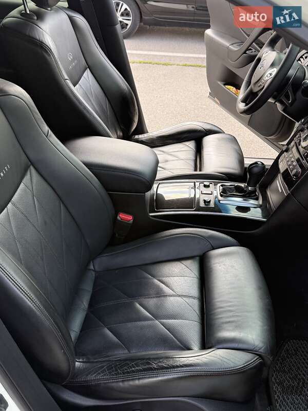 Внедорожник / Кроссовер Infiniti FX 30 2011 в Кременчуге